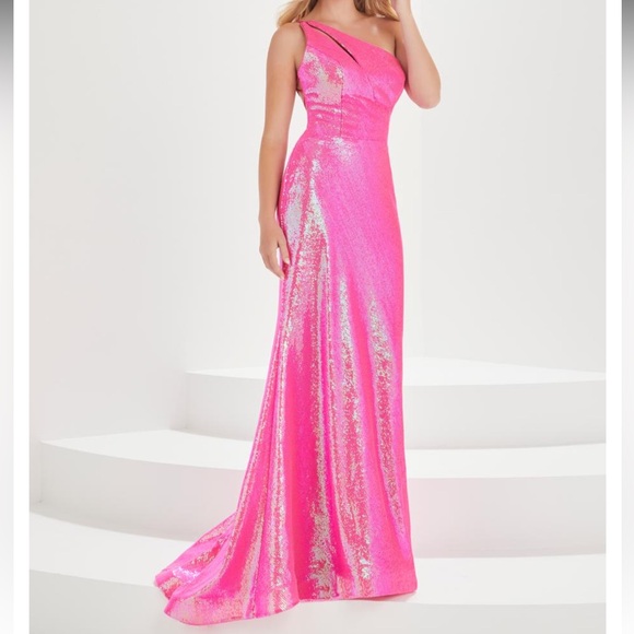 TIFFANY DESIGNS Pink One-Shoulder Sequin Gown Size 6 - Picture 2 of 5